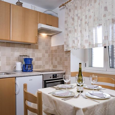 Guesthouse Wish Stari Grad  Exterior photo
