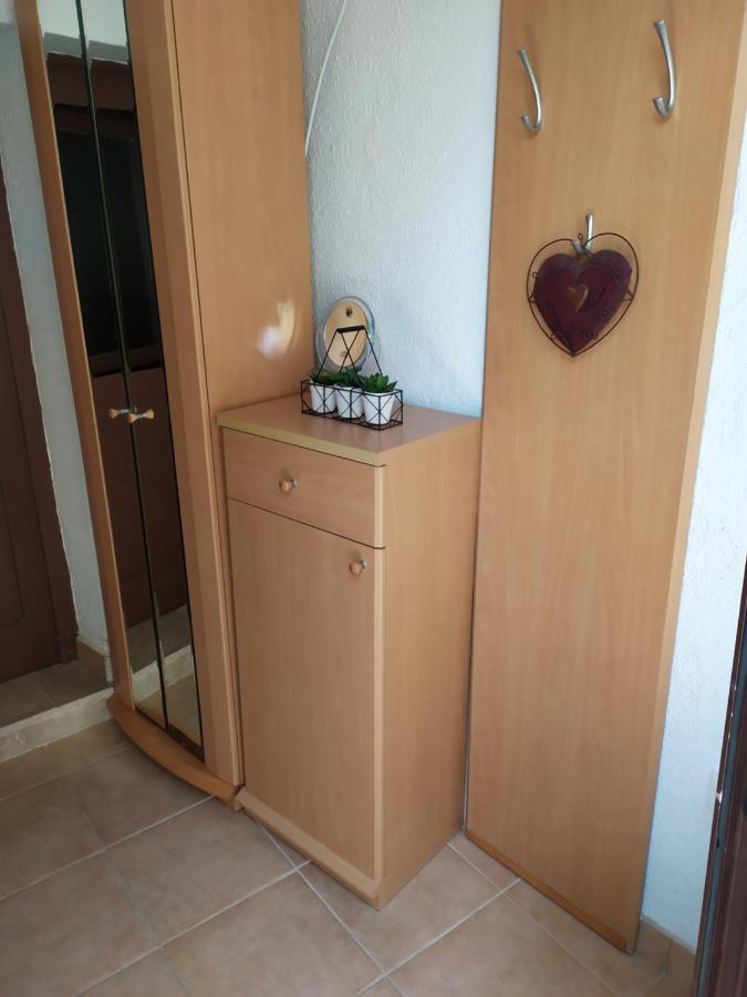 Guesthouse Wish Stari Grad  Exterior photo