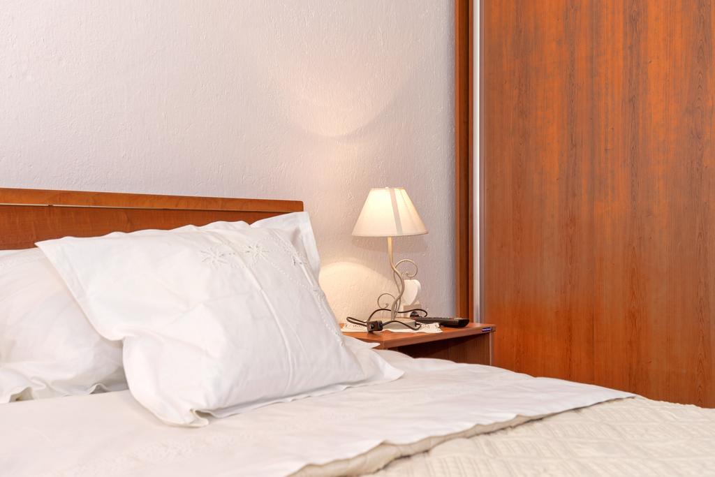 Guesthouse Wish Stari Grad  Room photo