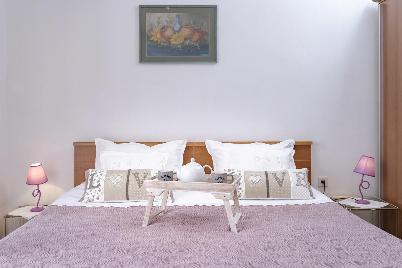 Guesthouse Wish Stari Grad  Exterior photo