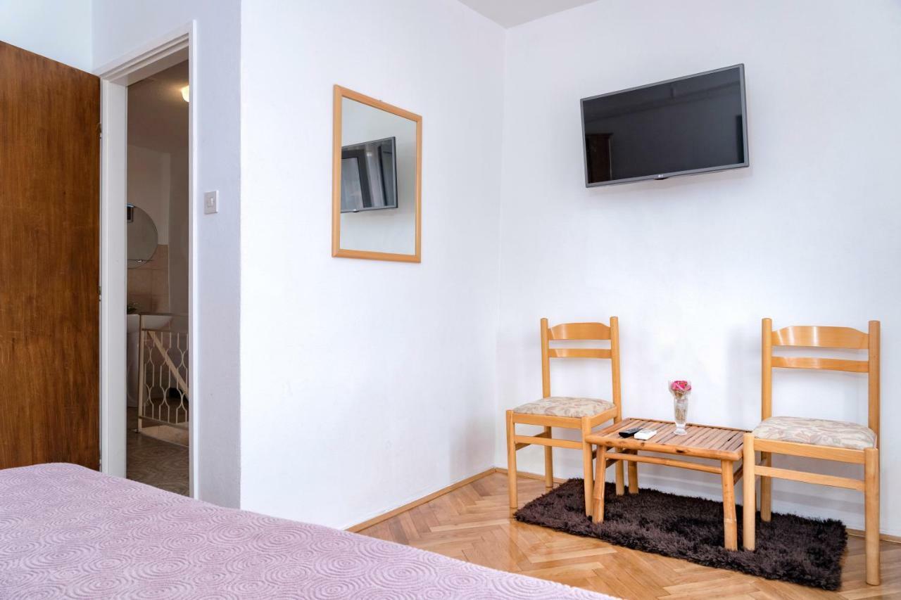Guesthouse Wish Stari Grad  Exterior photo